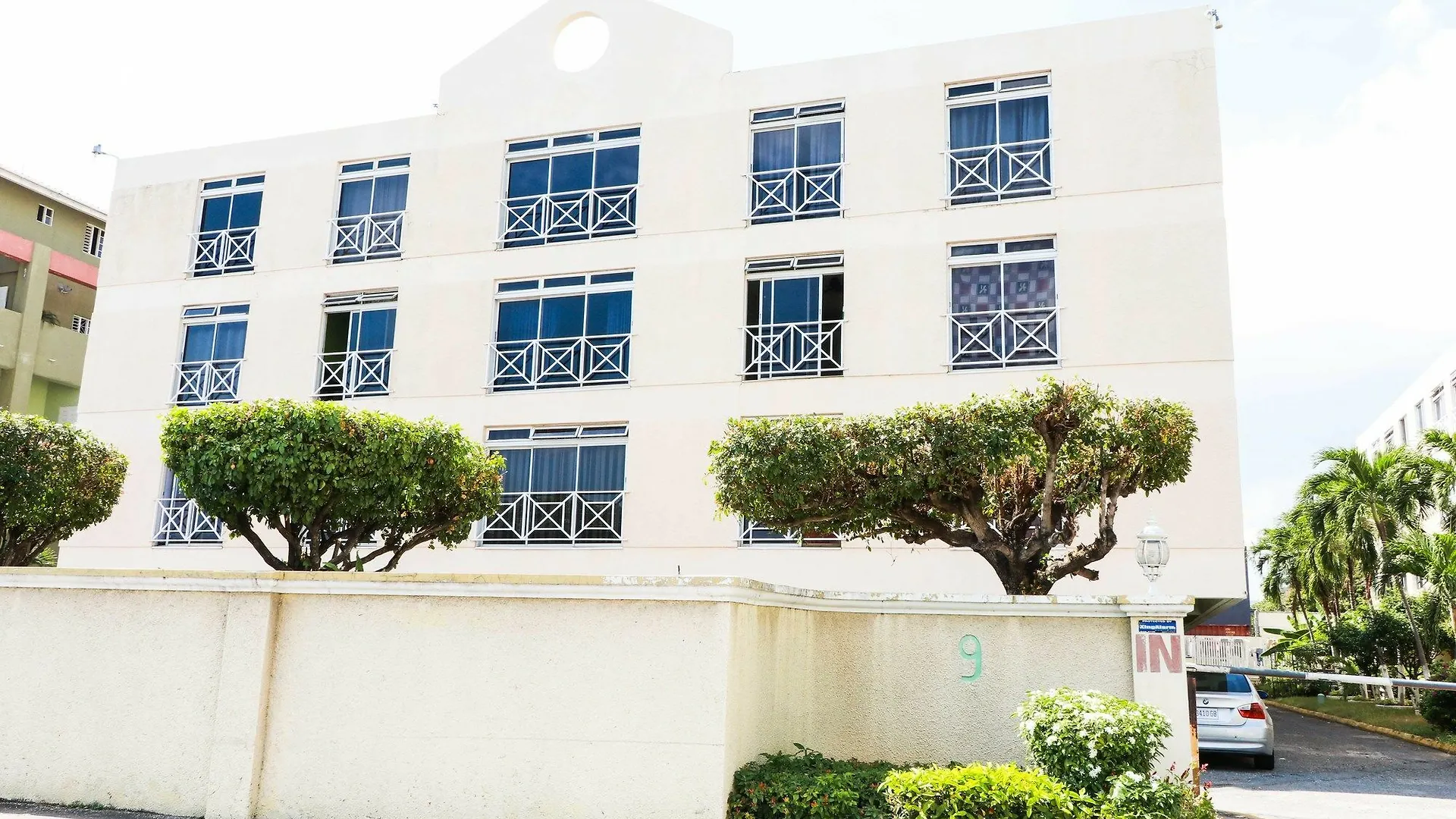 Kensington 212 Suite Kingston Jamaica